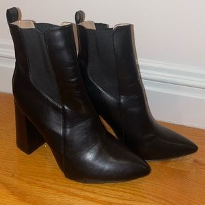 Black Pointed Toe Heeled Ankle Boot (Size 8.5)
